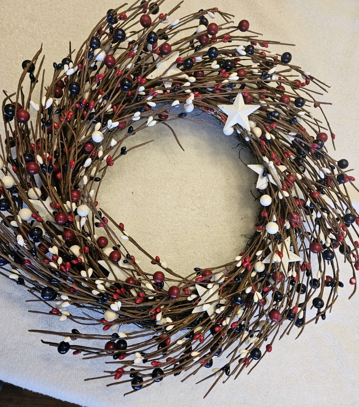 Pip Berry Wreath Holiday Red & Green, White With Stars. 4th Of July