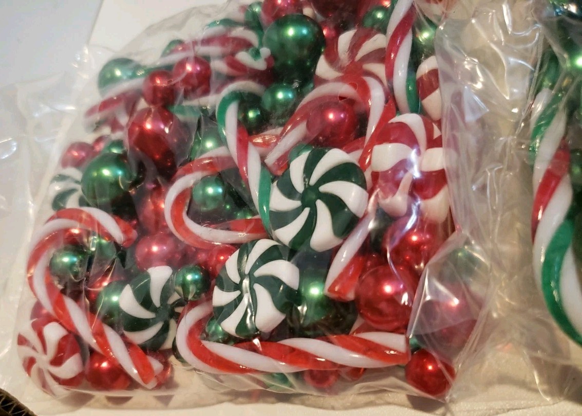 Vase Filler Holiday Christmas Red White Green Candy And Ornament Look 2