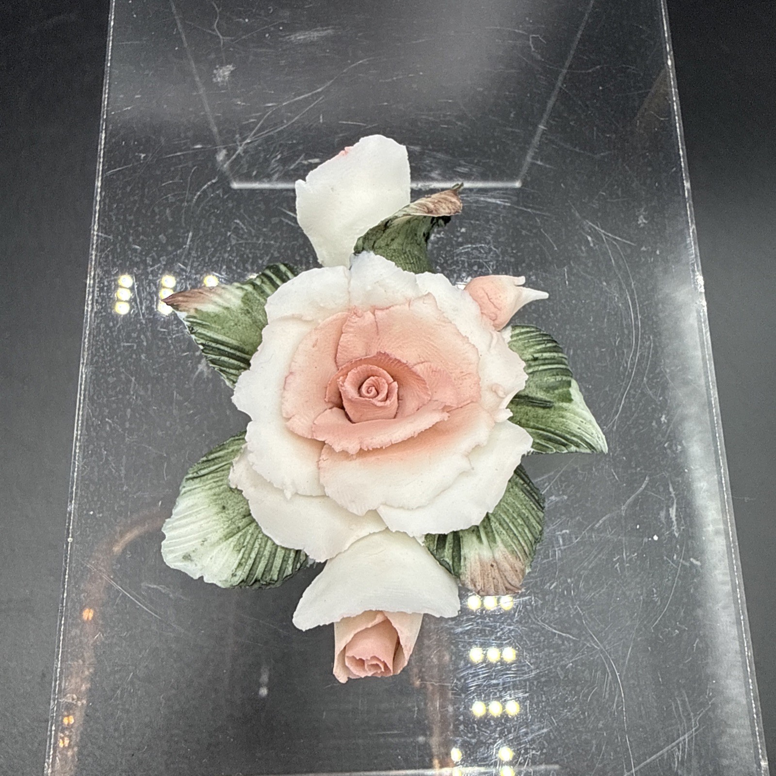 8 BEAUTIFUL PORCELAIN PINK ROSES W/ Full Bloom, 2 Buds & Green & White Leaves.