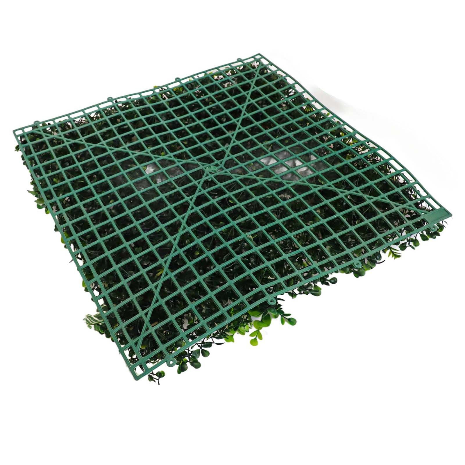Green Plastic Lawn Plants for Home Decoration Easy to Clean and Maintain