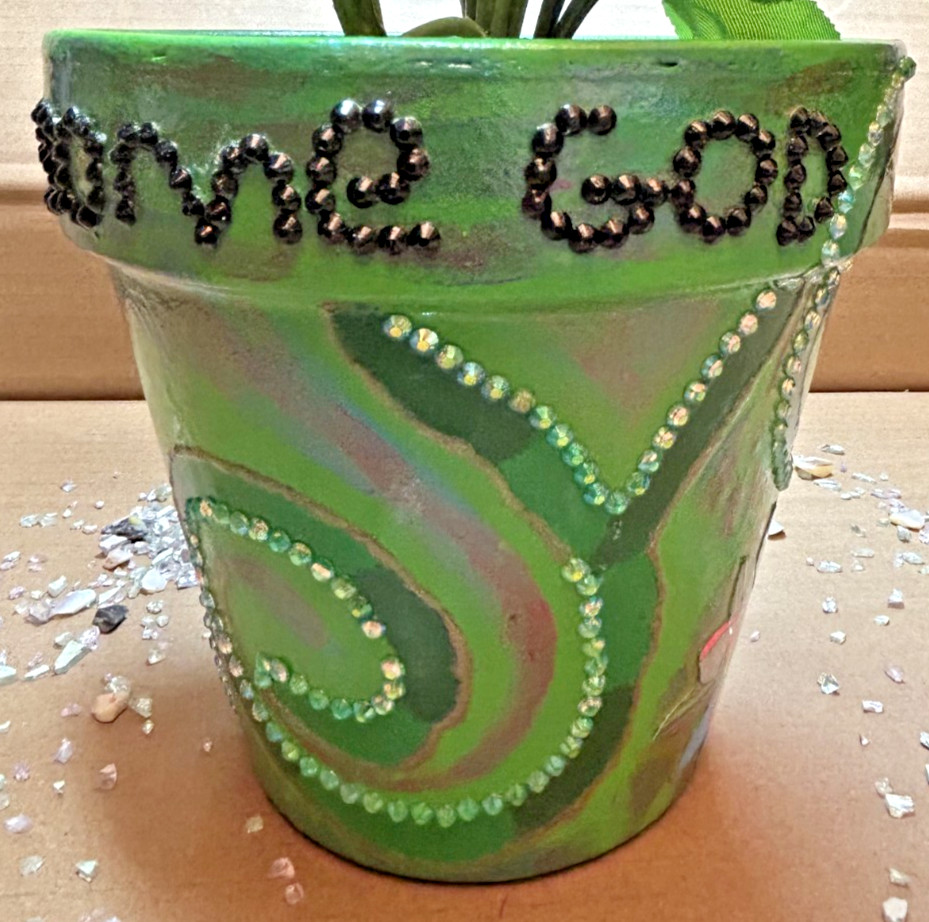 Flower Pot “God is an awsome God” green/multicolor handmade Flower Pot