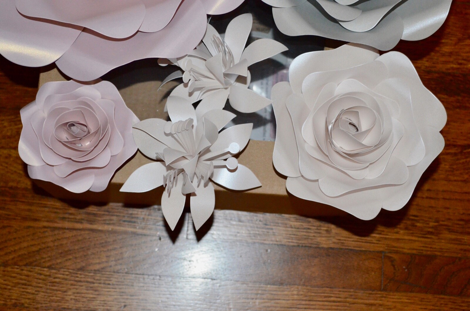 RAINBOWS & LILIES PAPER FLOWER ROSES WEDDING PARTY WALL BABY ROOM DECORATIONS