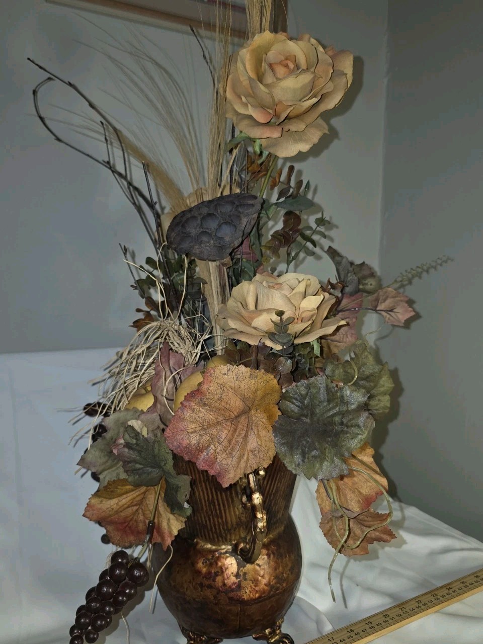 🌾🍂 Vintage Floral Arrangement in Ornate Footed Metal Urn – 29″ Tall – Rustic