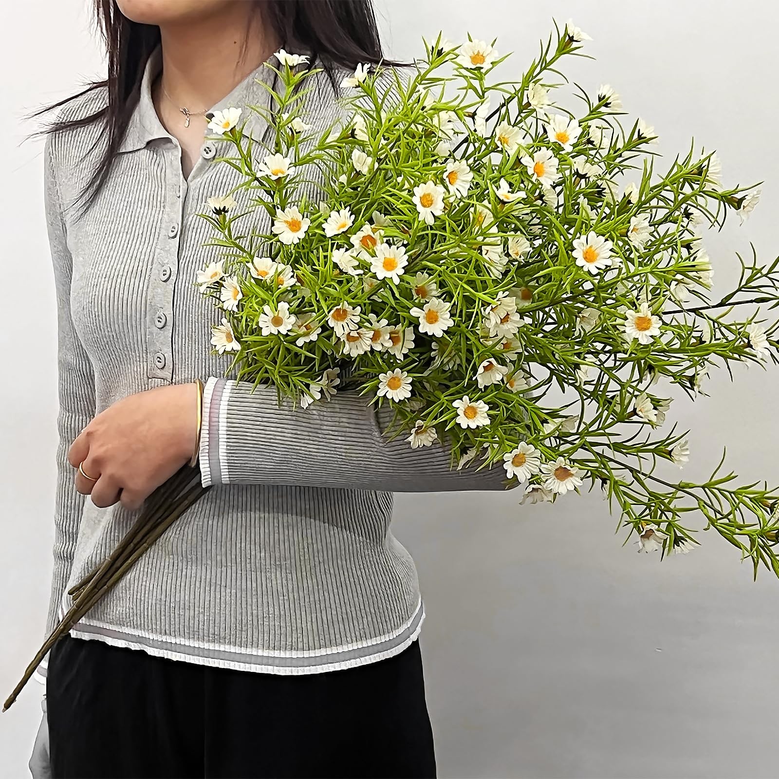 SNAIL GARDEN 192 Blooms Artificial Daisy Flowers, 6Pcs 27.5 Inch Tall Realist…