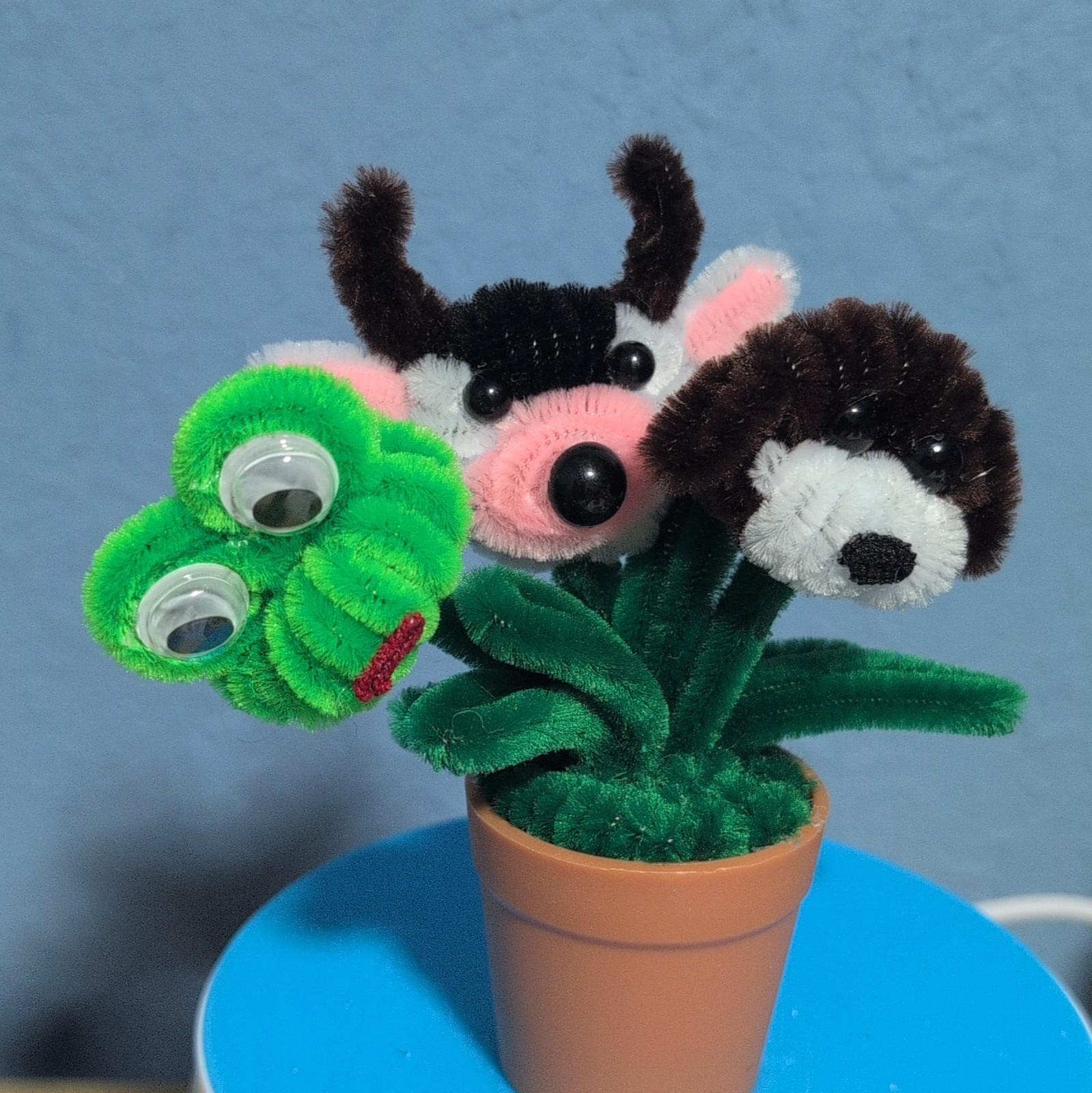 Handcrafted Pipe Cleaner FROG, COW, DOG flower Pot