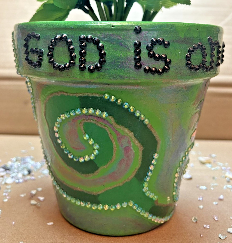 Flower Pot “God is an awsome God” green/multicolor handmade Flower Pot