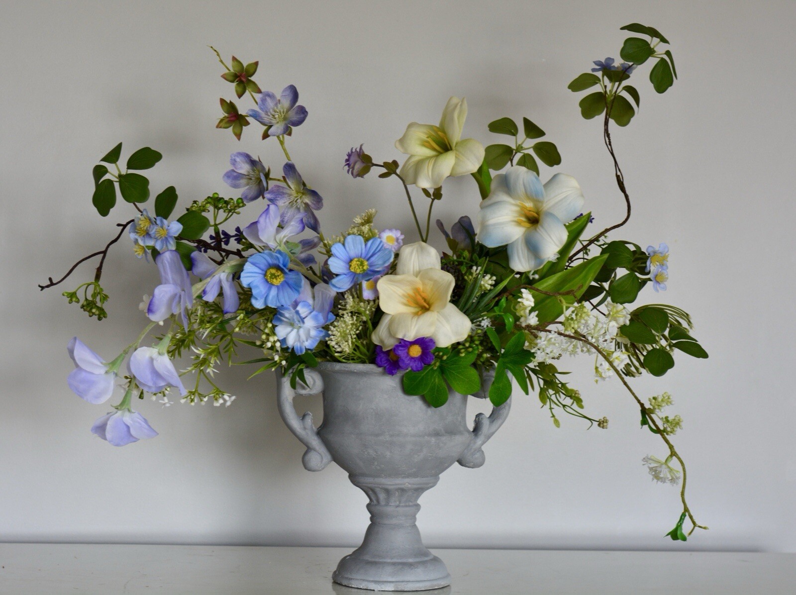 Baroque-Style Artificial Silk Floral Arrangement