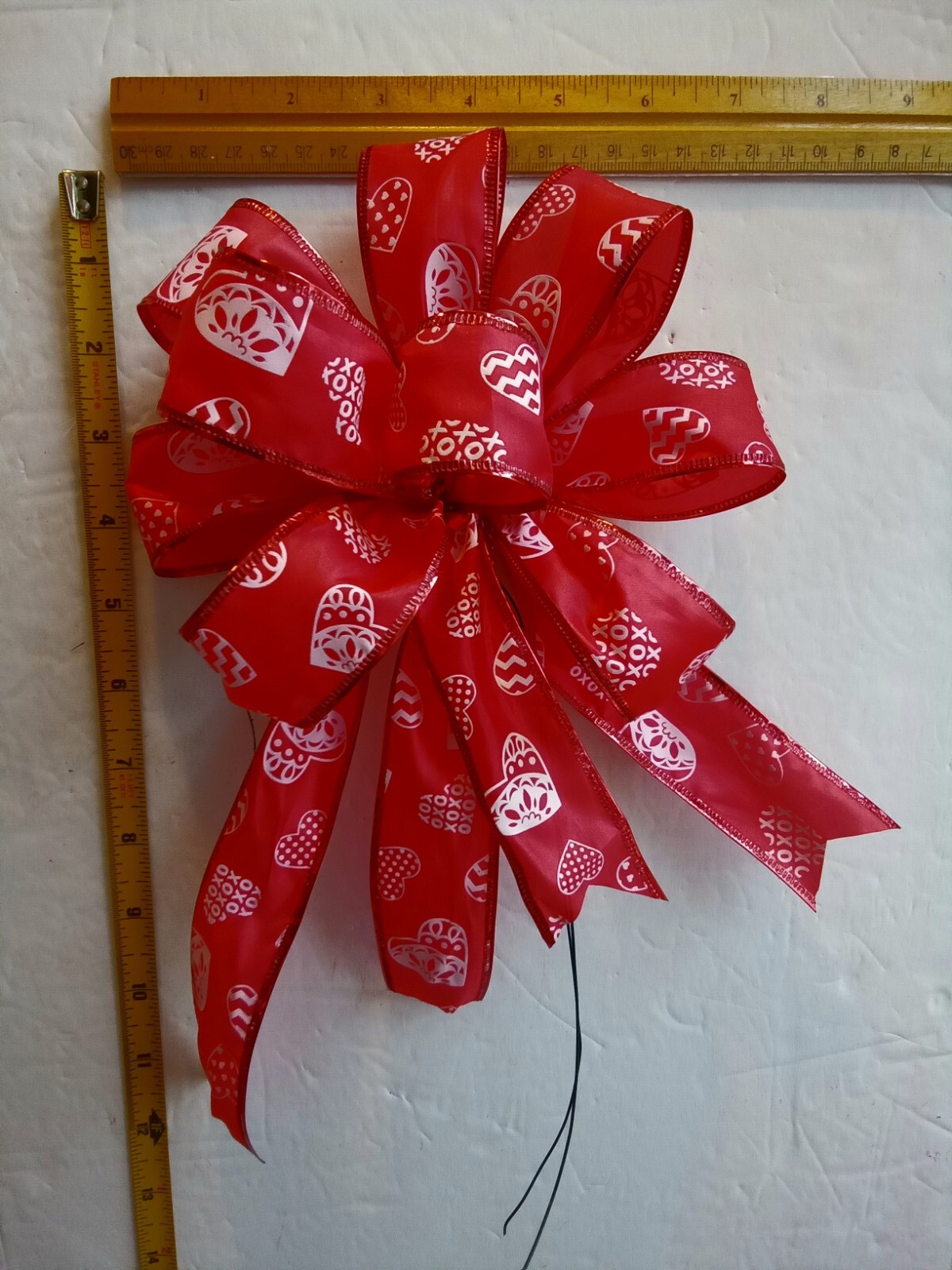 Valentine Bow approx. 7 in. decoration wreath post hand tied hearts XO red white