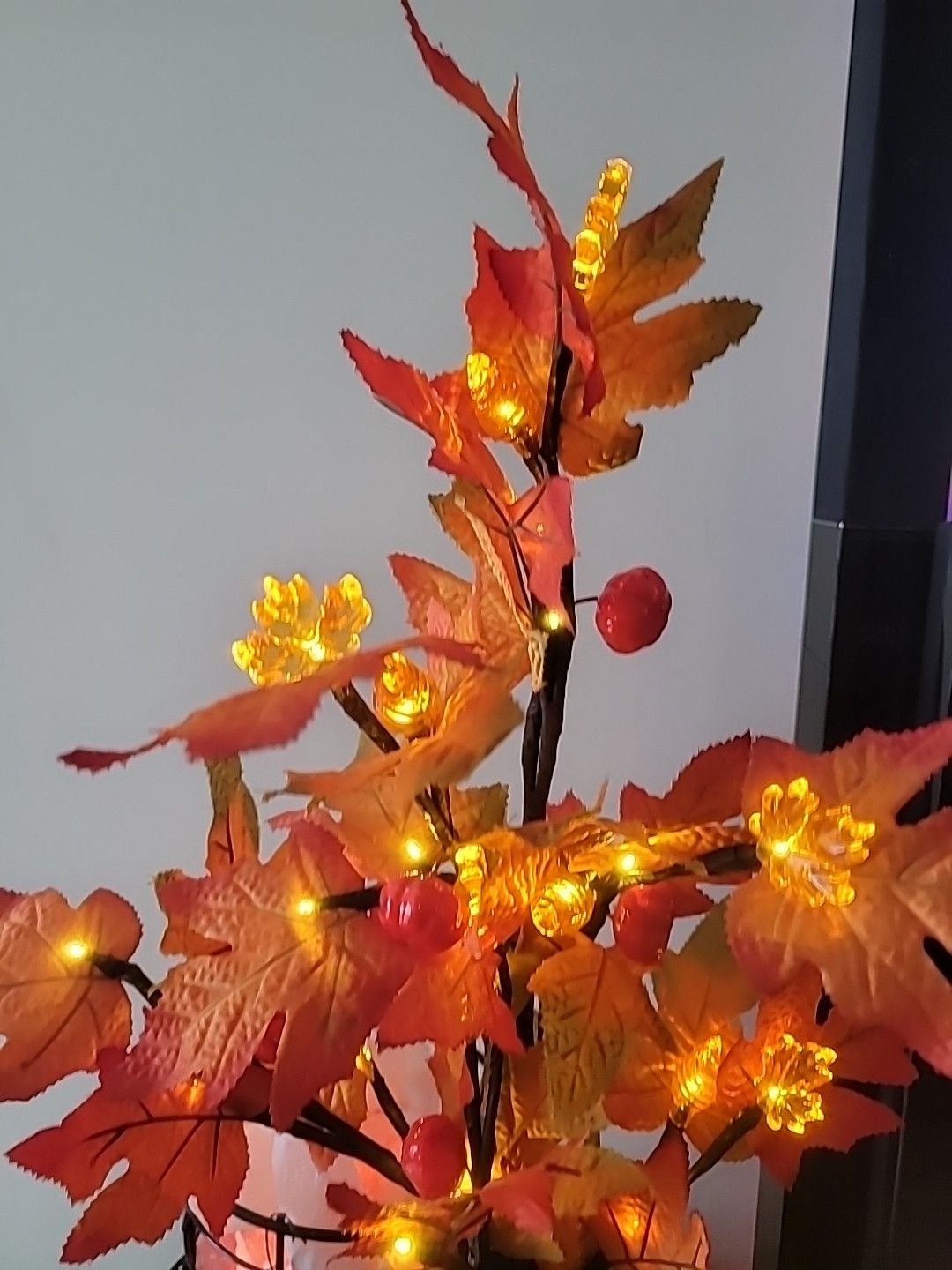 24″H Maple Leaf Table Tree – Autumn Fall Harvest Décor LIGHTS UP Battery Opera