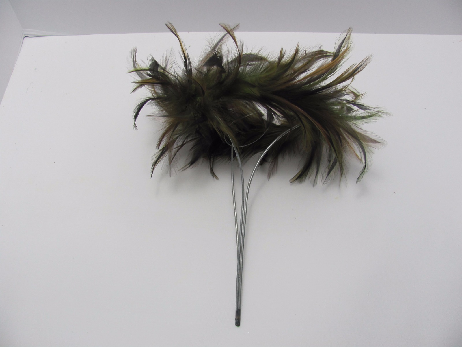 Hand Made, 2 pcs in pack 5″ Feather Ring for arrangement or Bouquet – Sea Foam
