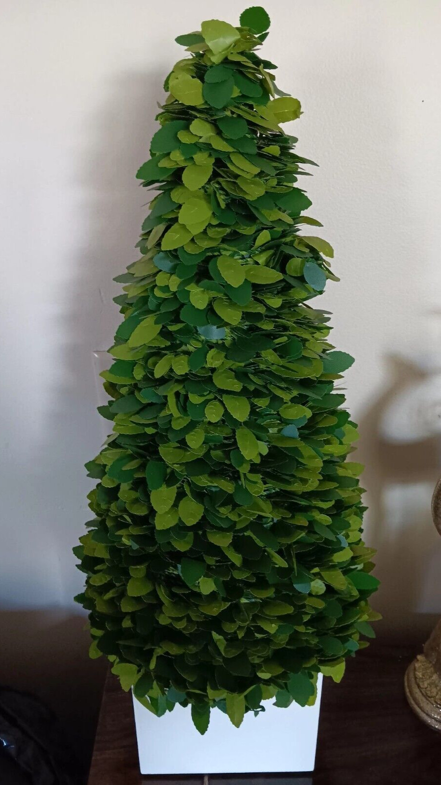 Artificial Boxwood Topiary in White Square Pot – made in Mexico
