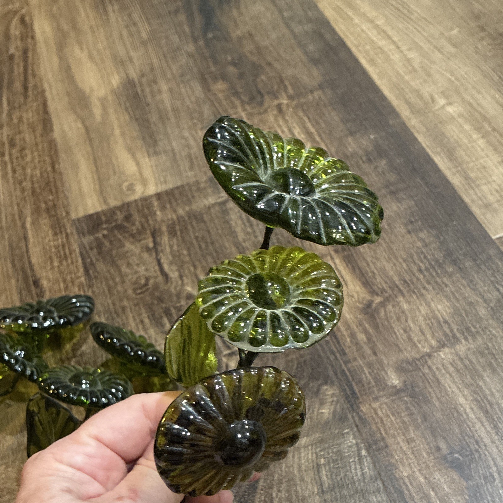 Vintage Mid-Century Murano Style Glass Flower Floral Stems – Avocado Green Rib 4