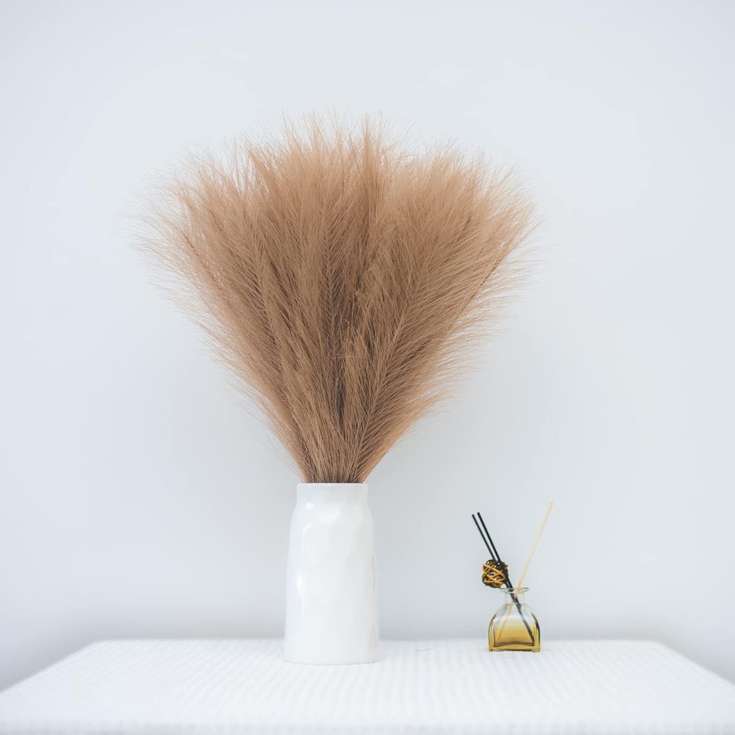 Faux Pampas Grass, 18″/45cm Artificial Pampas Grass Fluffy 6 Stem pompous Gra…