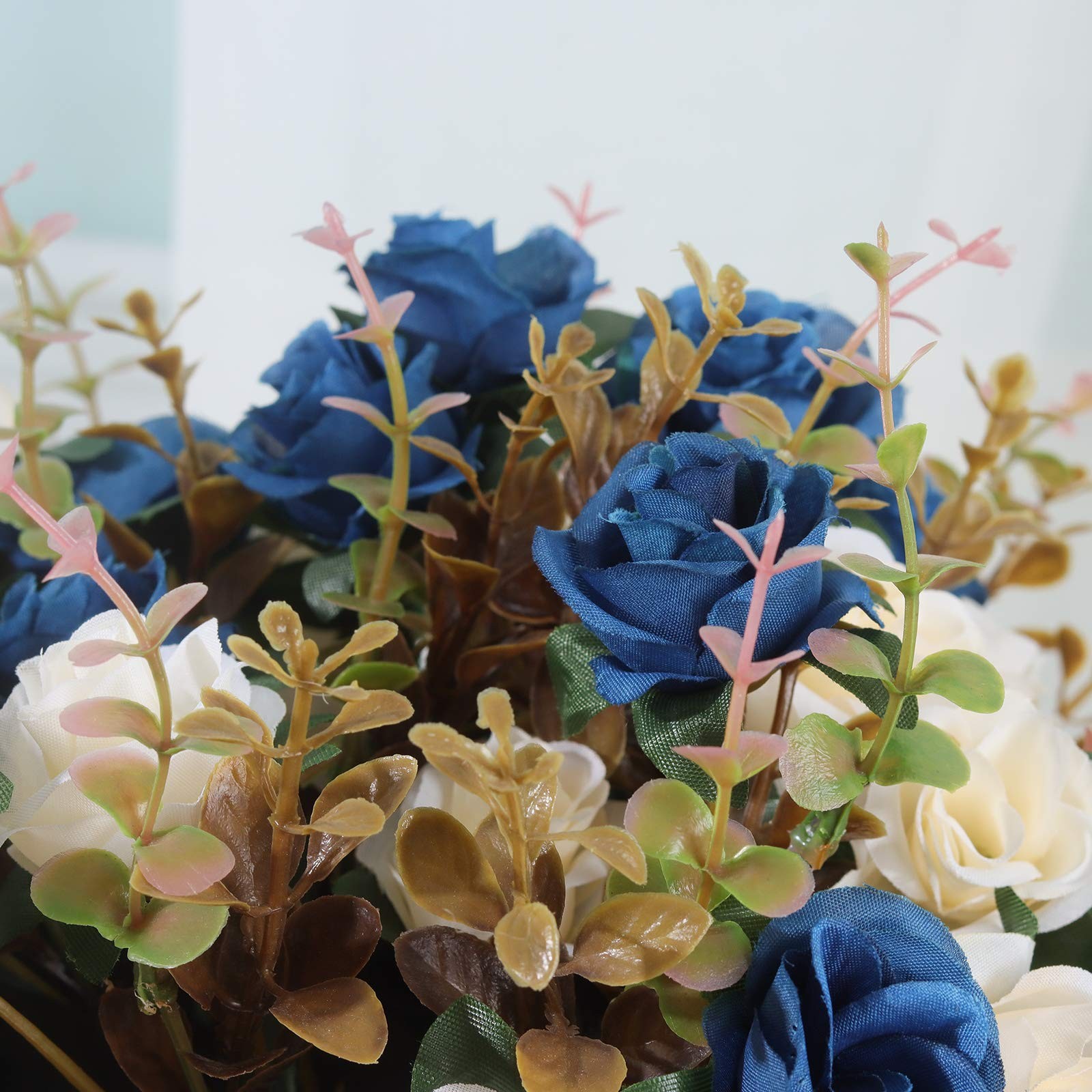 Lifelike Artificial Rose Bouquets And Ceramic Vases Fake Silk Roses Suitable For