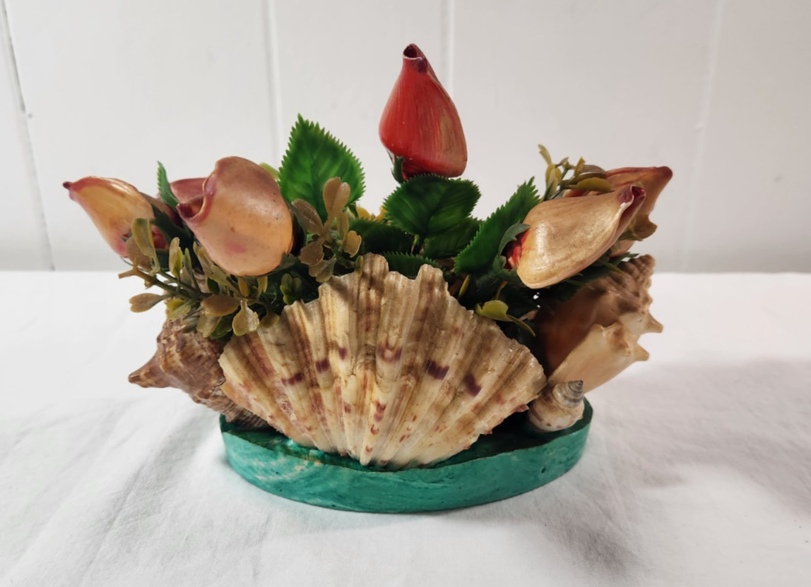 Seashells Flower Bouquet Centerpiece Floral Arrangement Ruffle Clam Shell VTG