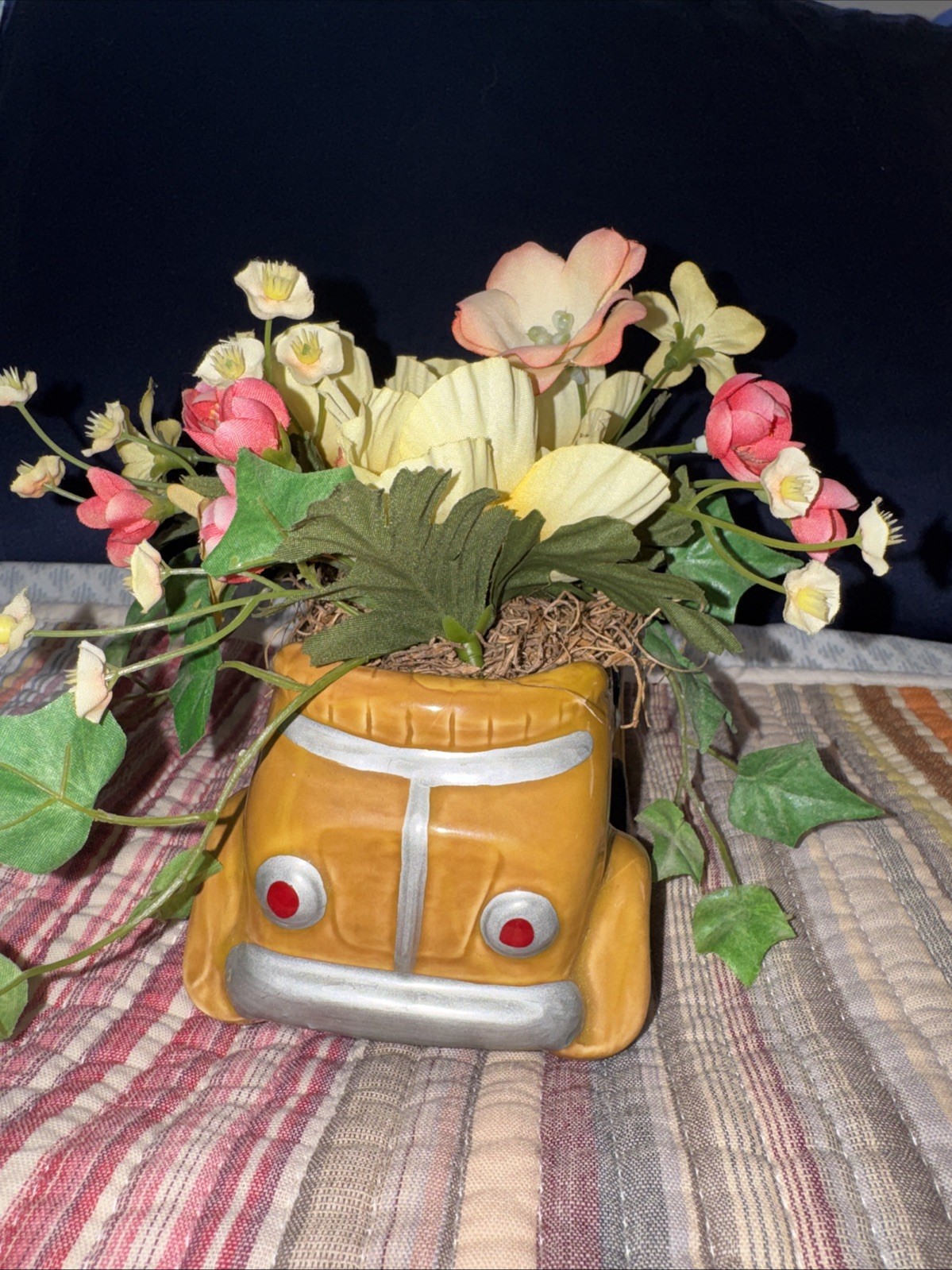Vtg Retro MCM Floral Arrangement Antique Car Holder