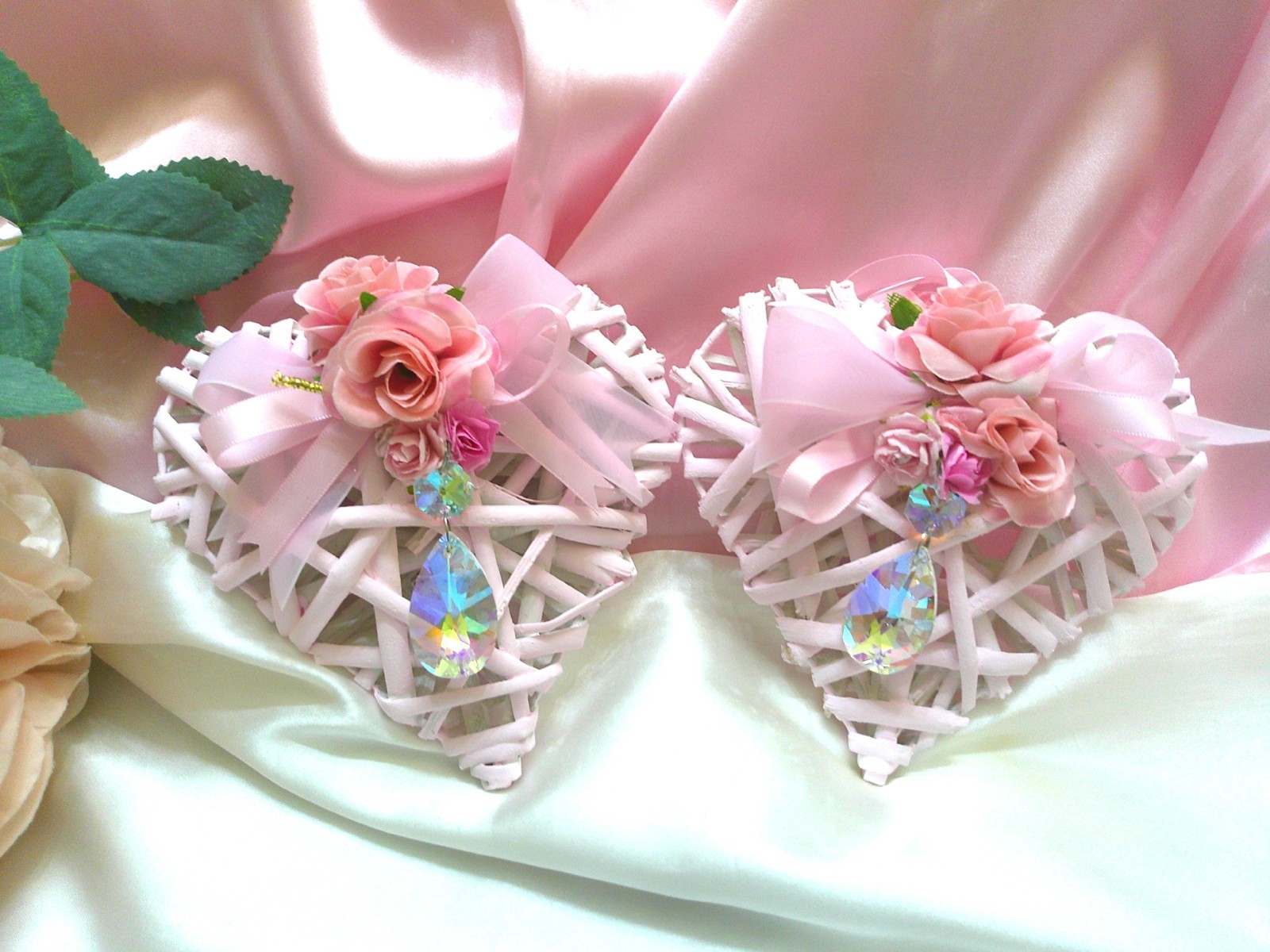 Shabby Chic Victorian~2 PC Heart Decor~Bamboo Hearts w/ Roses /Crystal Prisms
