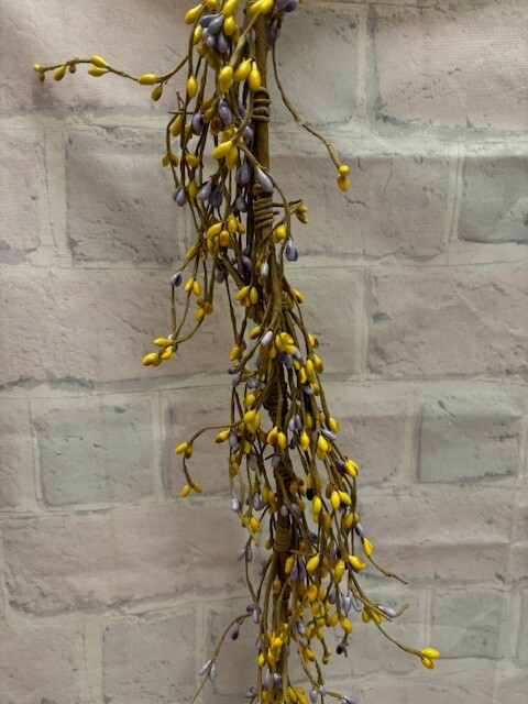 Pip Berry Garland LAVENDER AND YELLOW MIX 4′ FULL BEAUTIFUL BERRIES