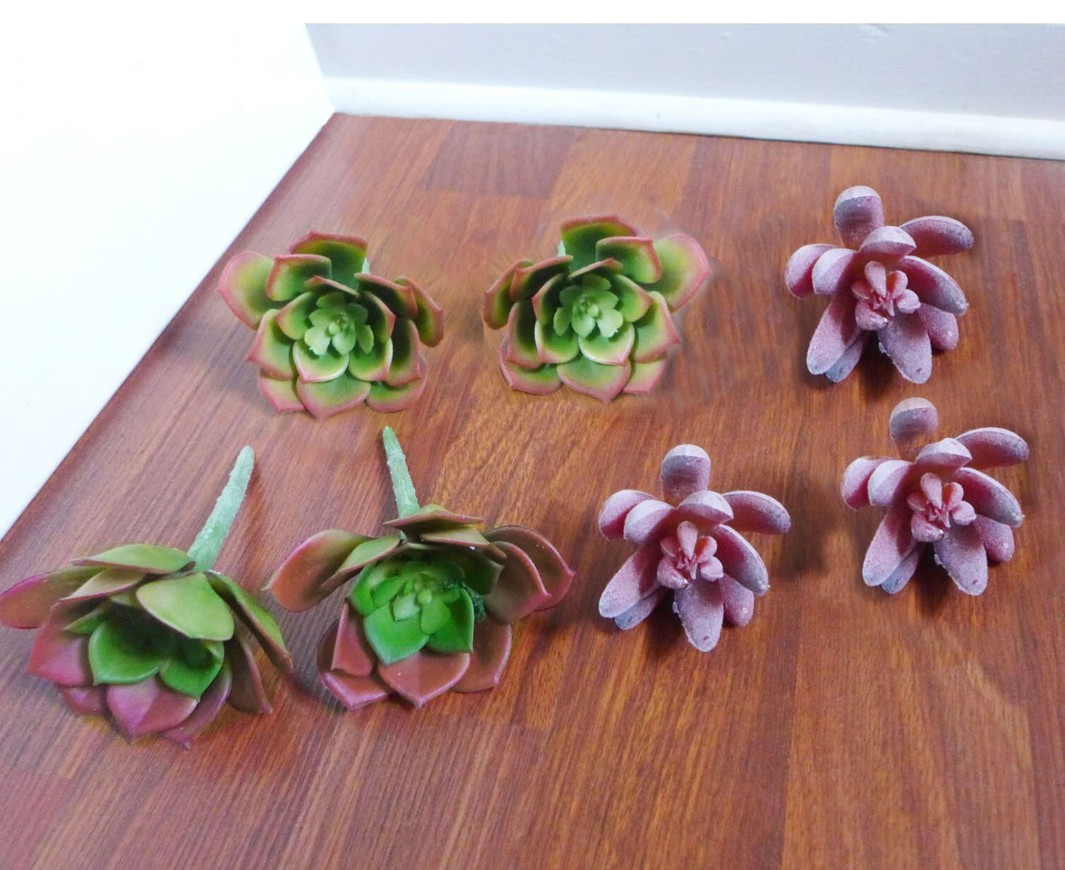 Set of 7 Artificial Small Lotus plants unkillable Succulents Red Finger Grass