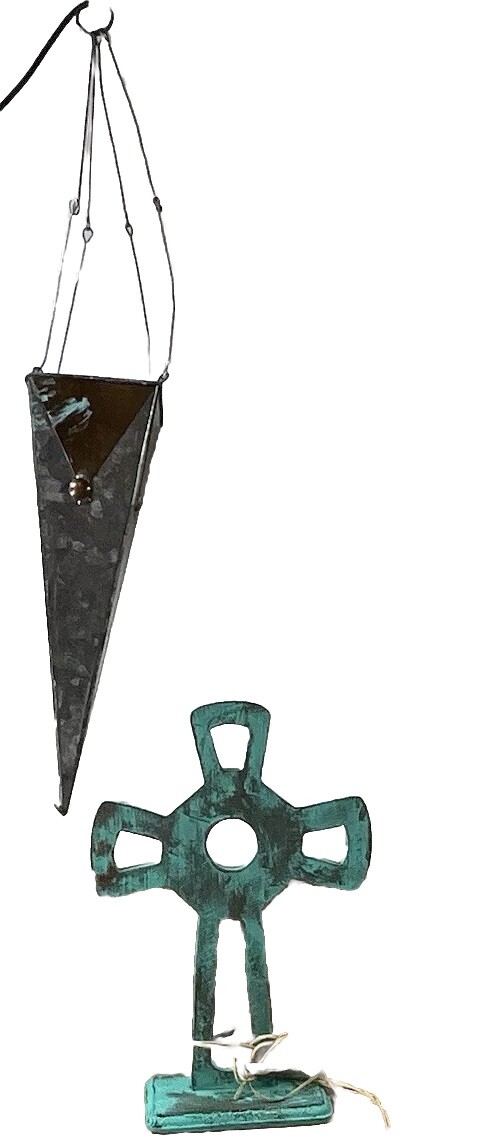 Hanging Planter Triangle Air Succulent Flower Container Metal & Wood Cross