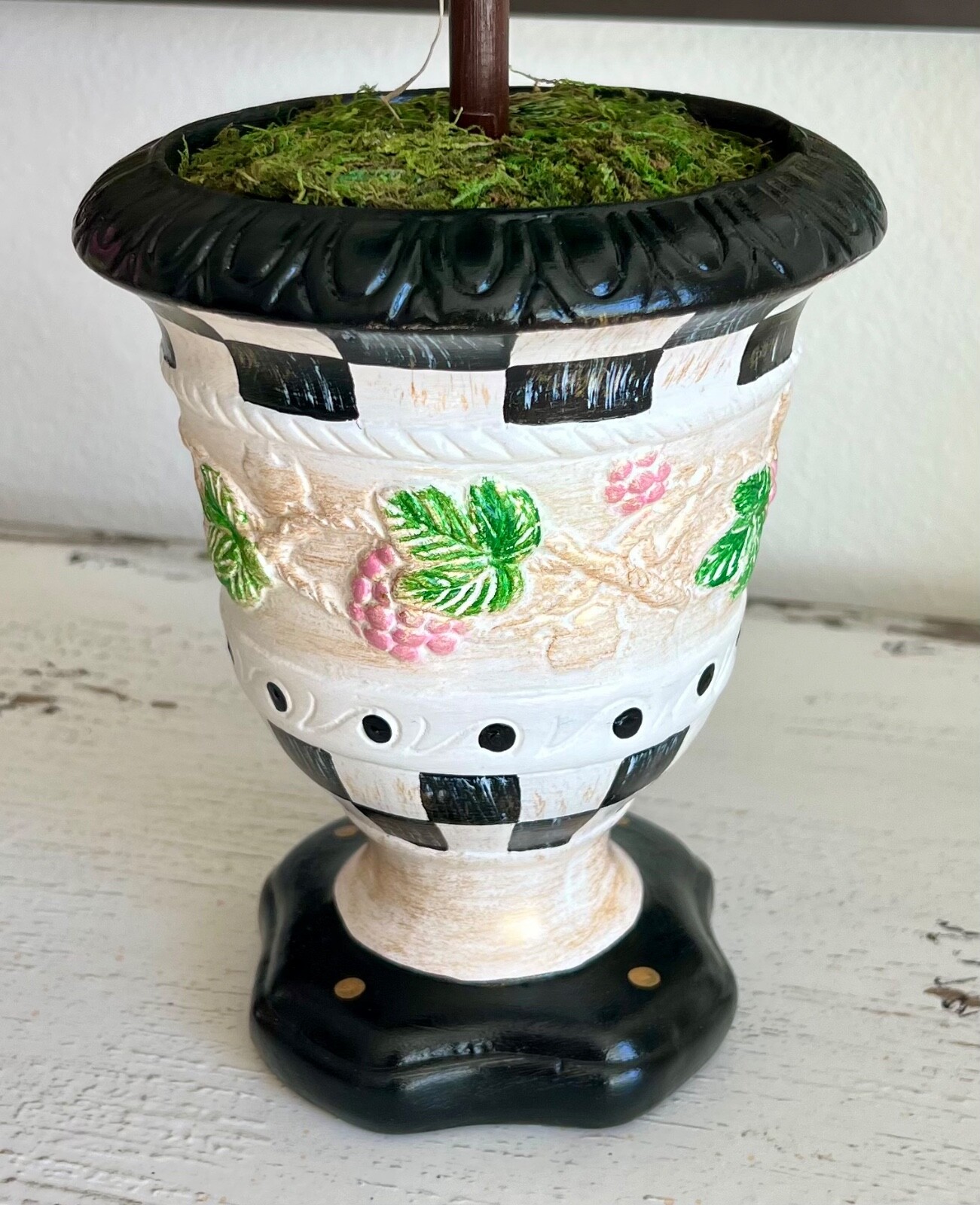Hand Painted Ivy Floral Rose Topiary – Designer Inspired – Black & White Check