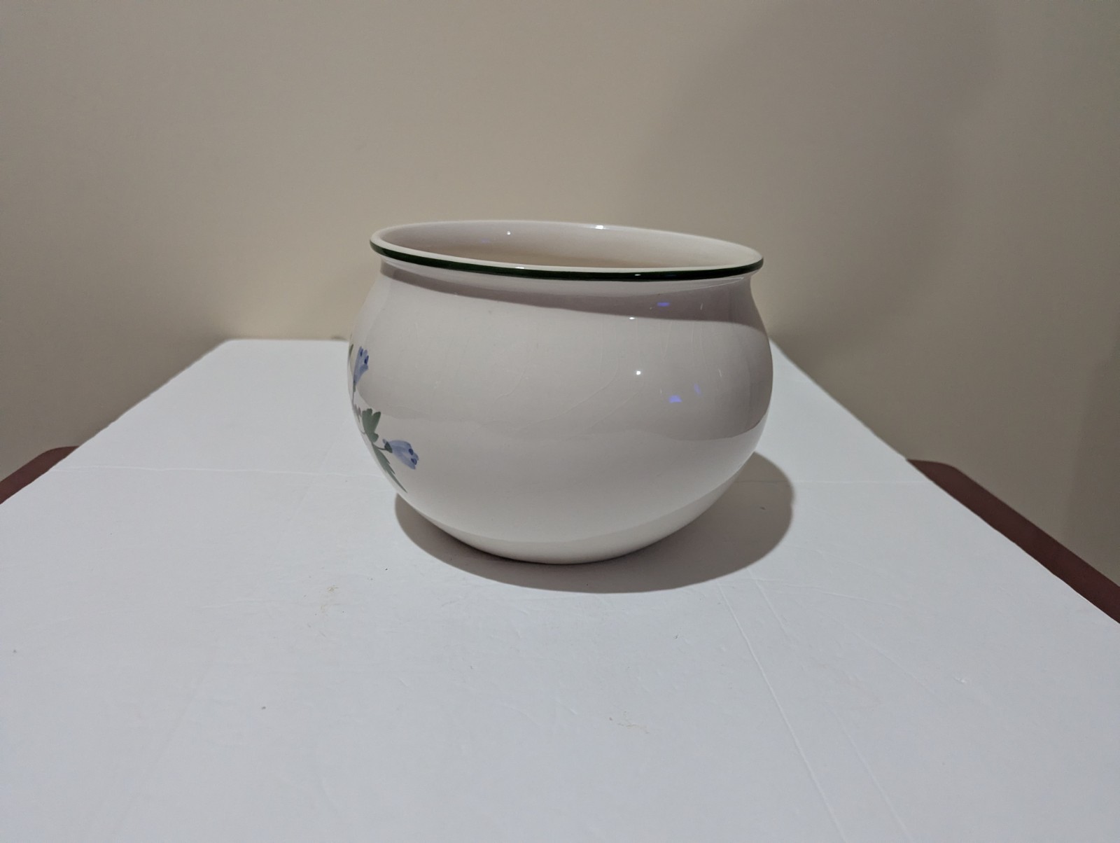 Hand-Painted Floral Ceramic Pot – Off White & Pink Rose 5H X 7W