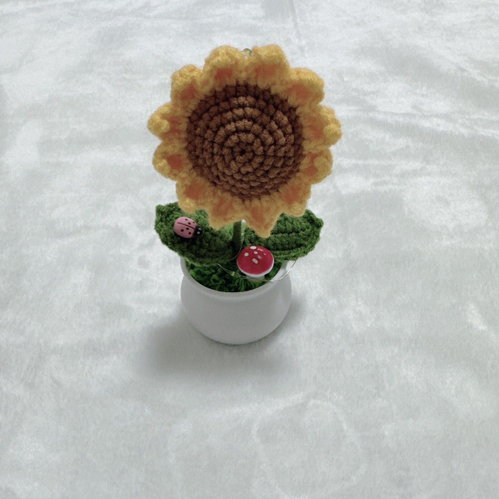 DIY Handmade Mini Flower Plants Crochet Woolen Potted Ornament For Decoration