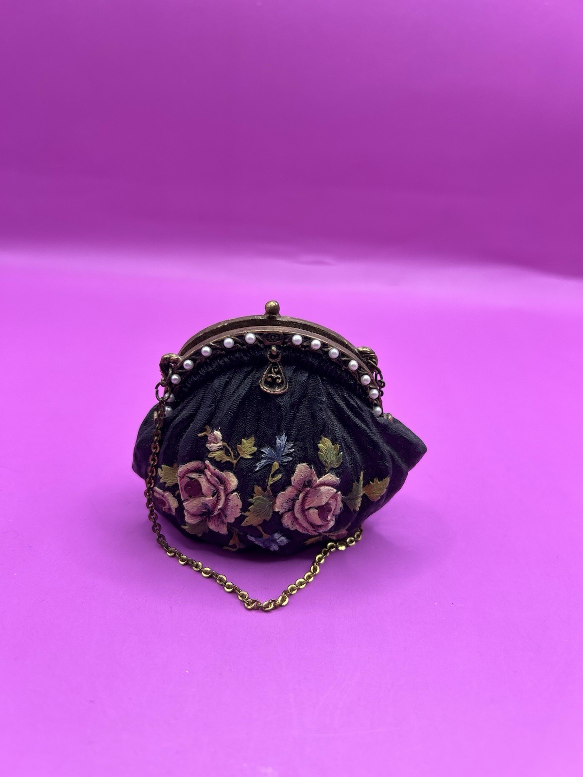 Beautiful Black Floral Pure Decor Cottage Core Can’t Closet Gift