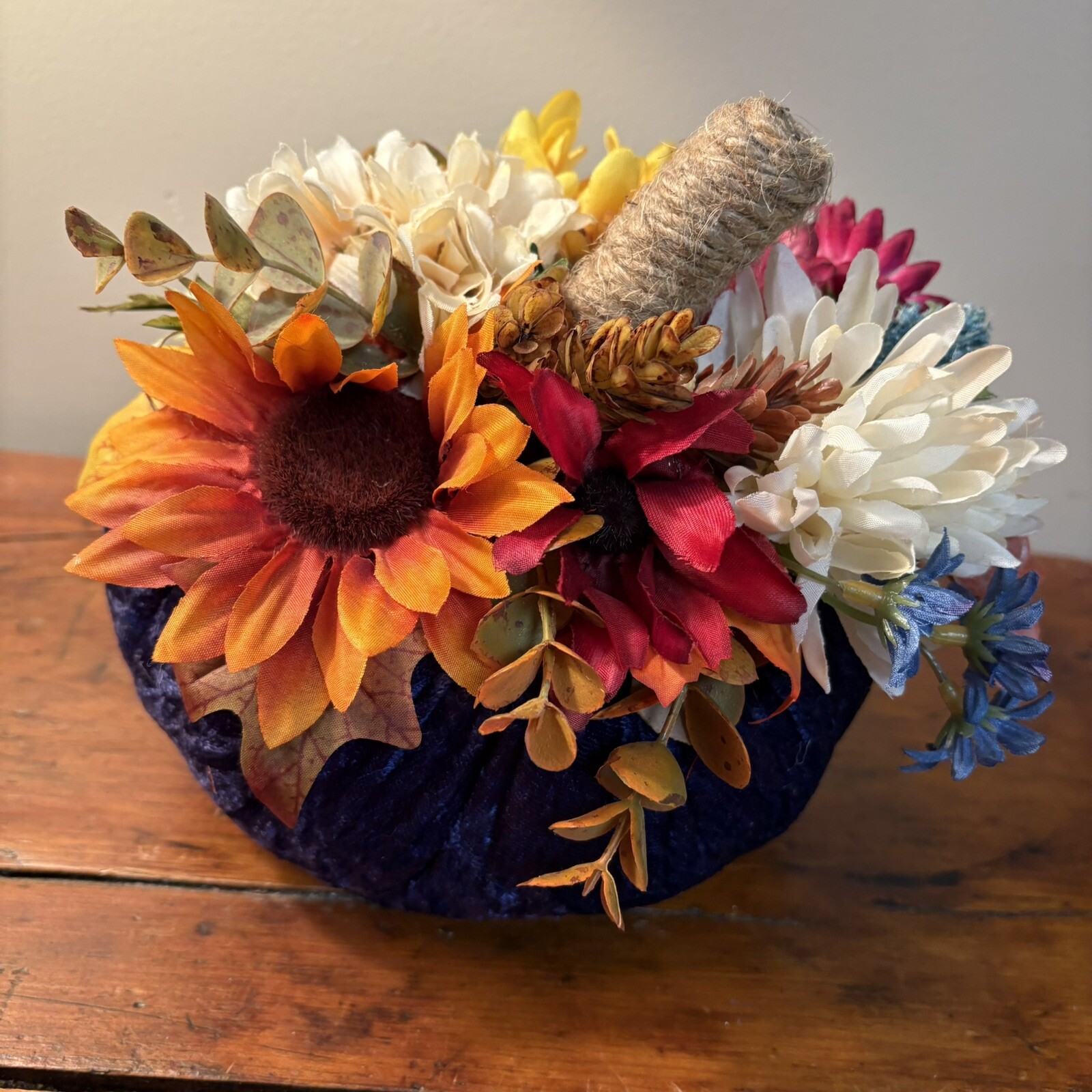 Floral Centerpiece Natural And Synthetic Flowers Round Colorful Home Decor