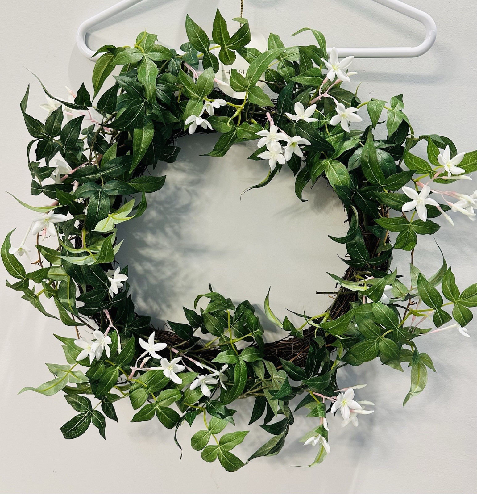 22″ ARTIFICIAL JASMIN WREATH Green TARGET THRESHOLD Foliage WHITE FLOWER Star