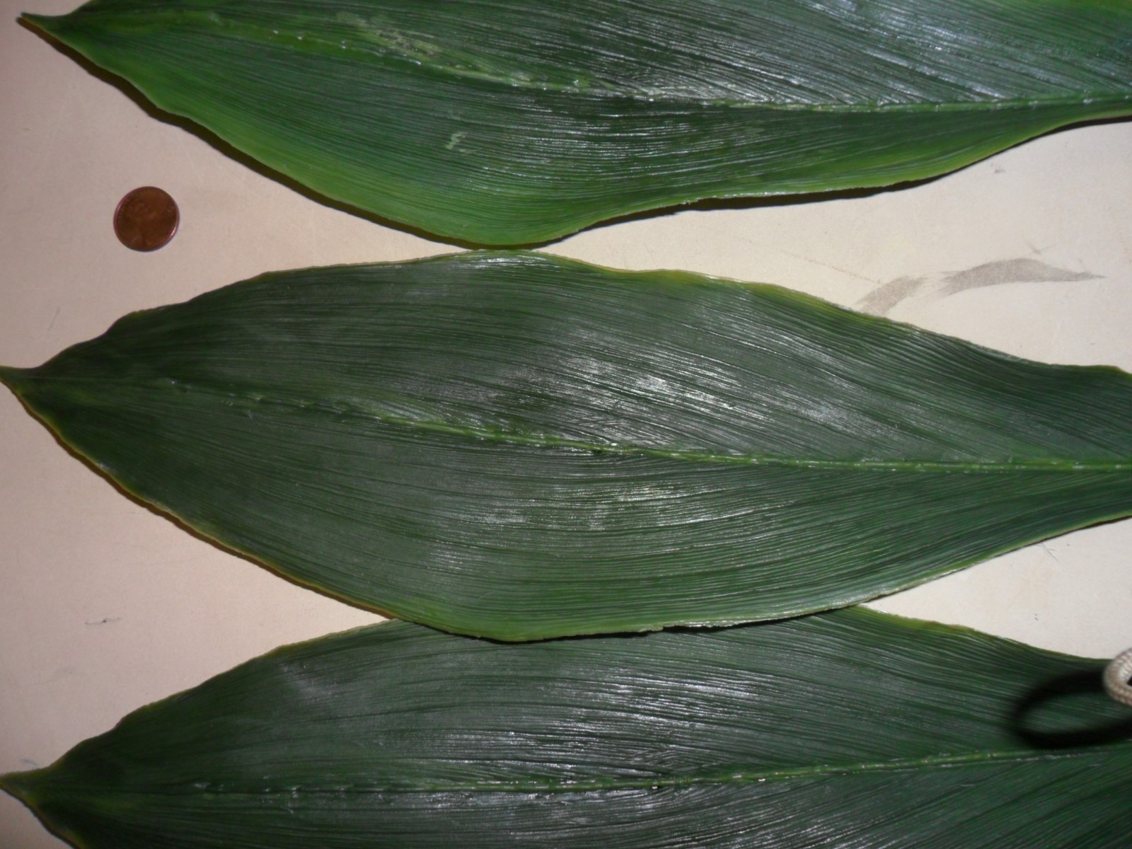 Vintage Plastic Large Green Tropicial Leaves 6 pieces