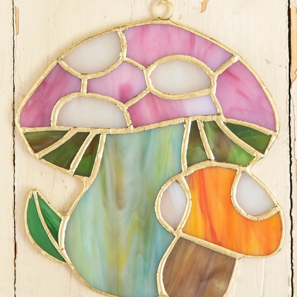 Stained Glass Window Hanging – Mushroom, New in box 🪟☀️🍄