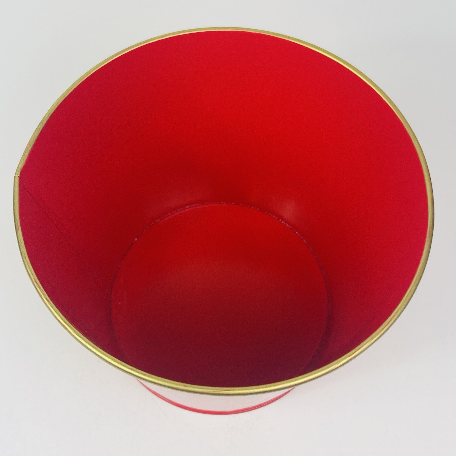 Round Tin Merry Christmas Red Flowerpot Can Home Decor Bucket