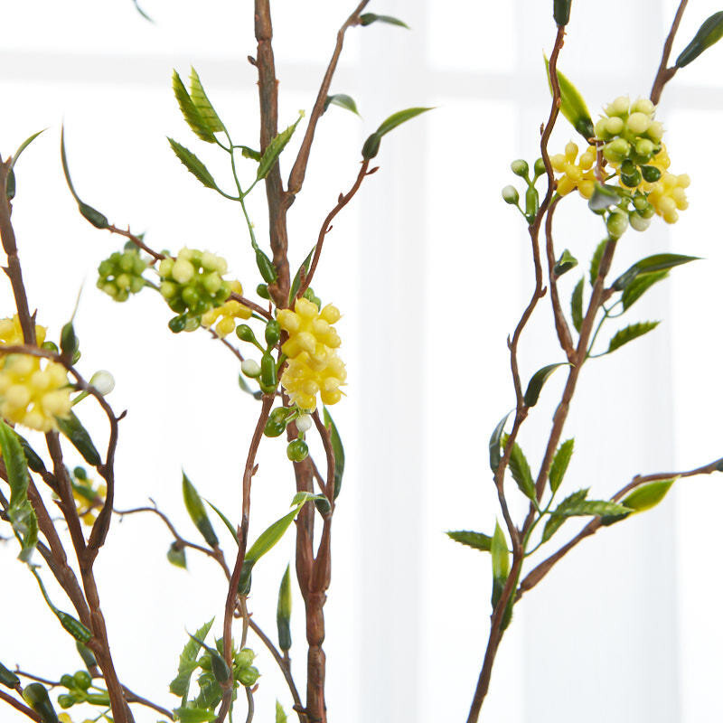 Set of 2 Indoor / Outdoor Yellow Artificial Berry 35″ Sprays