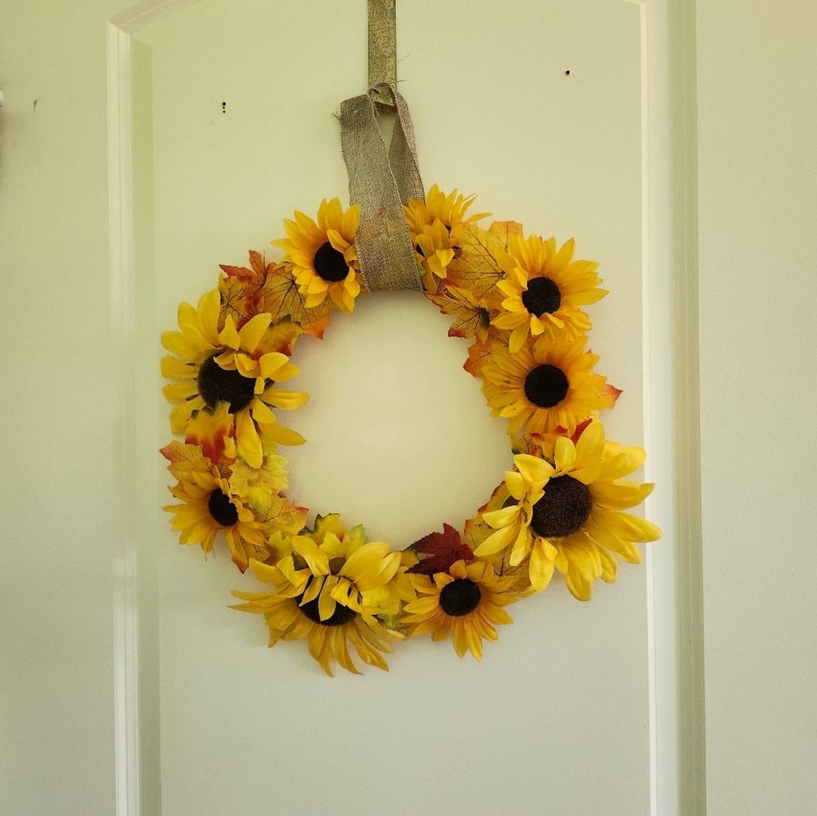 Hand Crafted Yellow Sunflower Floral Wreath Summer Door Wall Decoration