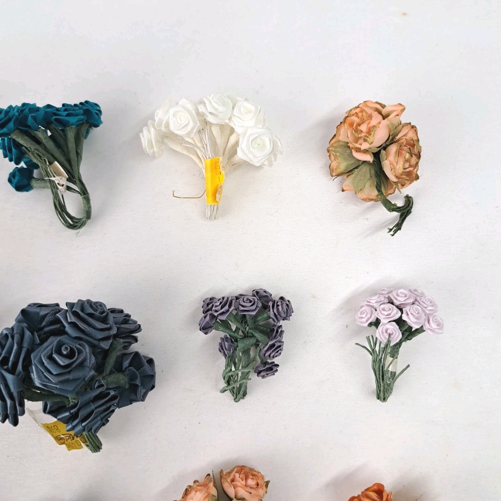 Lot Of 21 Mini Artificial Craft Flowers Embellishments Making DIY With Beads