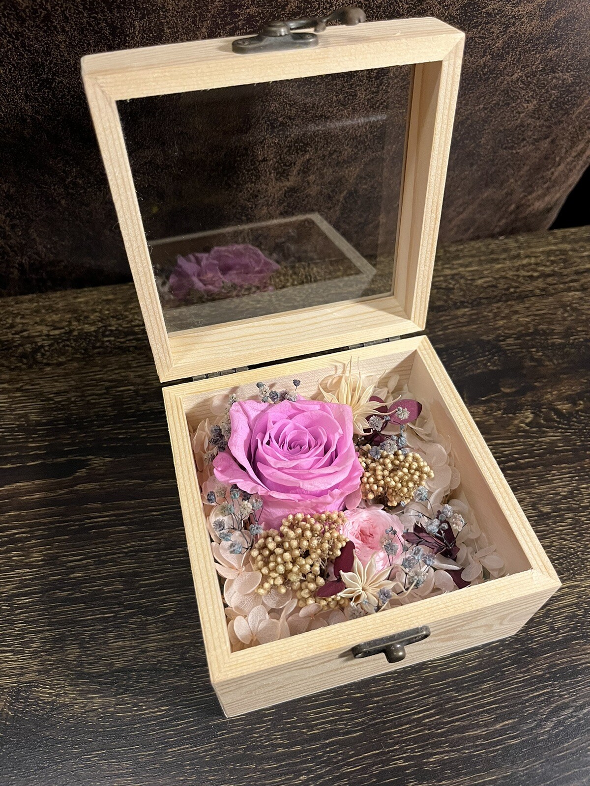 Pink Rose Preserved flower Glass Clamshell Wooden Box Holiday Gift Giving