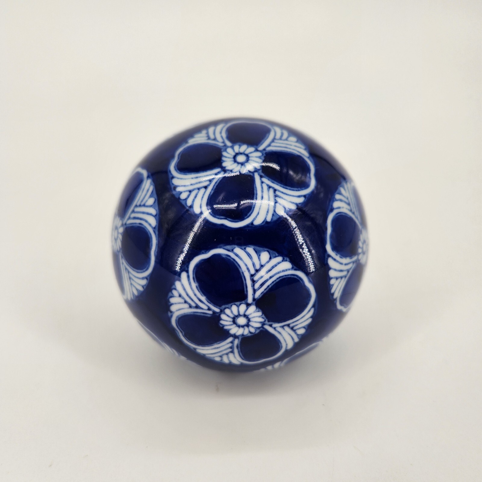 Porcelain Glazed Flower Decorative Round Ball