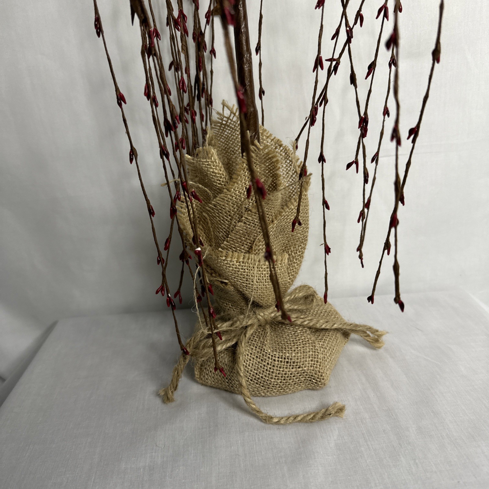Primitive Country Farmhouse Berry Willow Tree Burgundy Red Berries Stars 16”