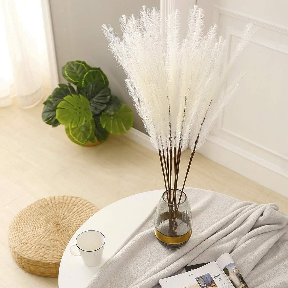 Soft Silk 8 PCS Artificial Pampas Grass – 30″ Decor for Stylish Events & Homes