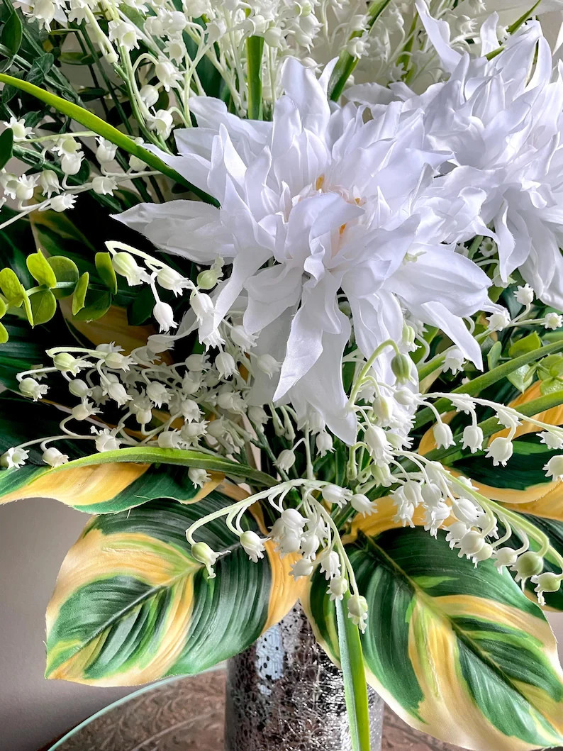 Fancy Tropical White Centerpiece Oasis Living Dining Room Decor Bedroom Accent