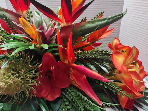 Large Tropical Table Centerpiece