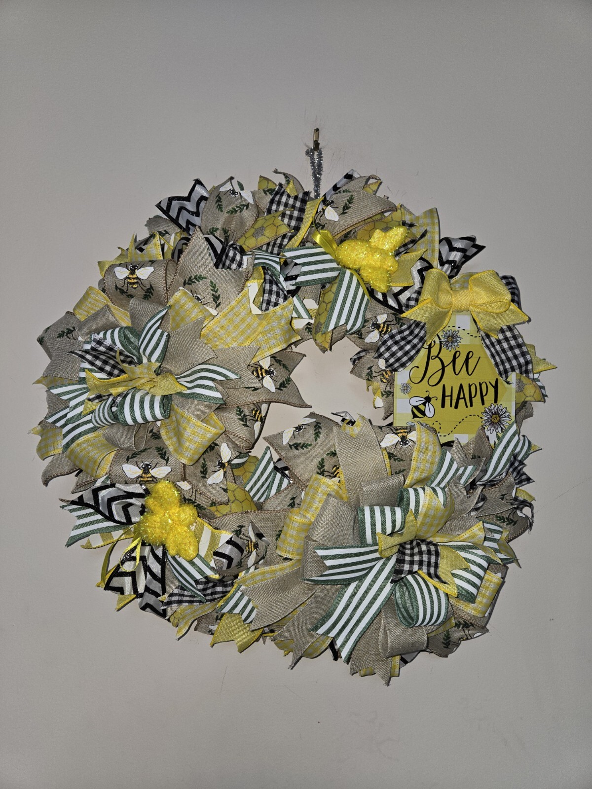 BEE happy WELCOME Spring Summer Fall Front Door Wreath Wall Decor Yellow Green