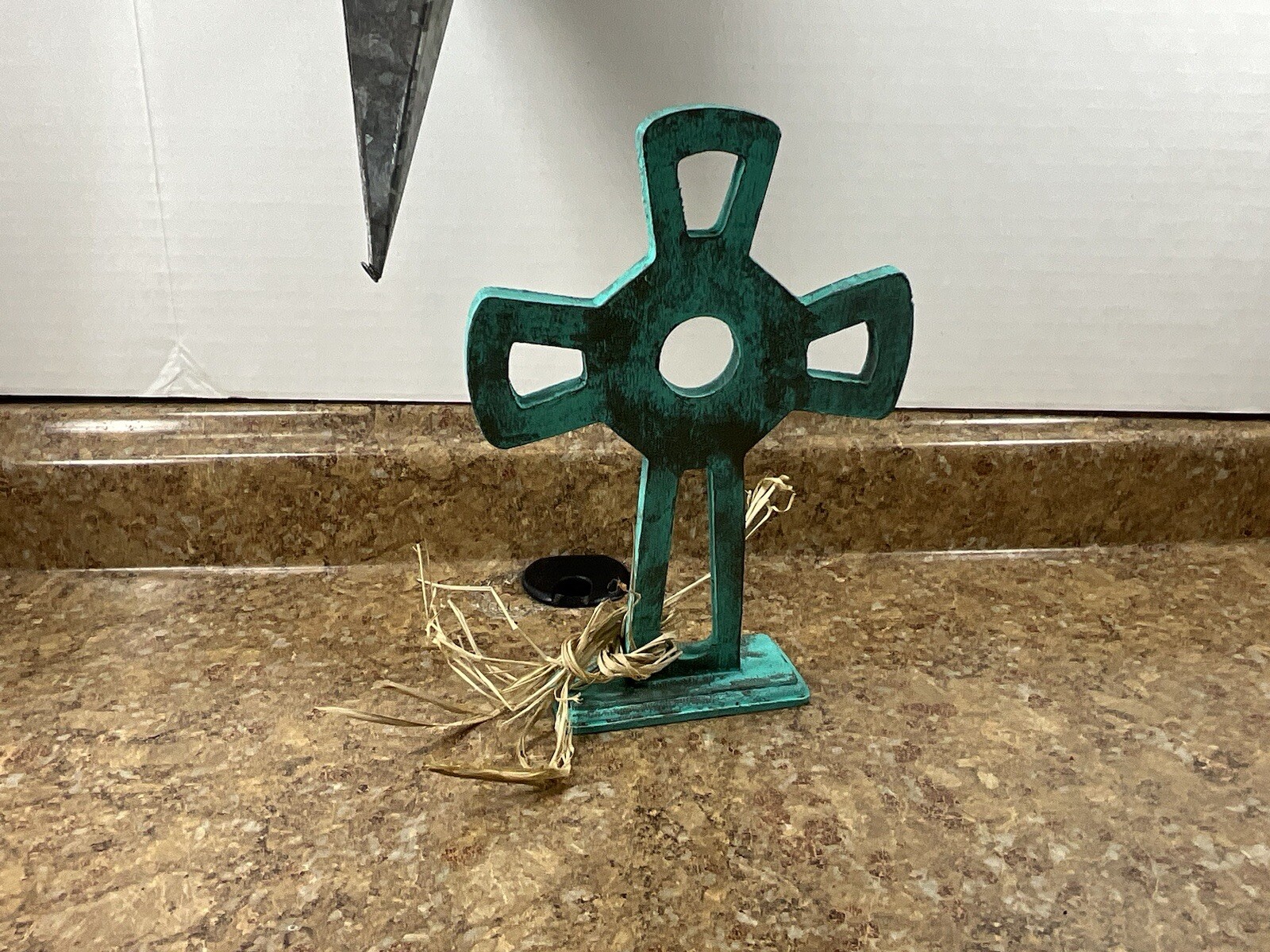 Hanging Planter Triangle Air Succulent Flower Container Metal & Wood Cross