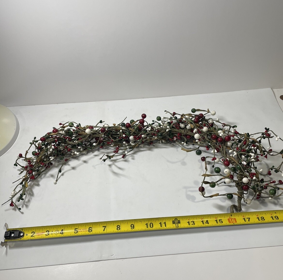 Pip Berry Garland Swag White Red Green 21” Christmas Decor