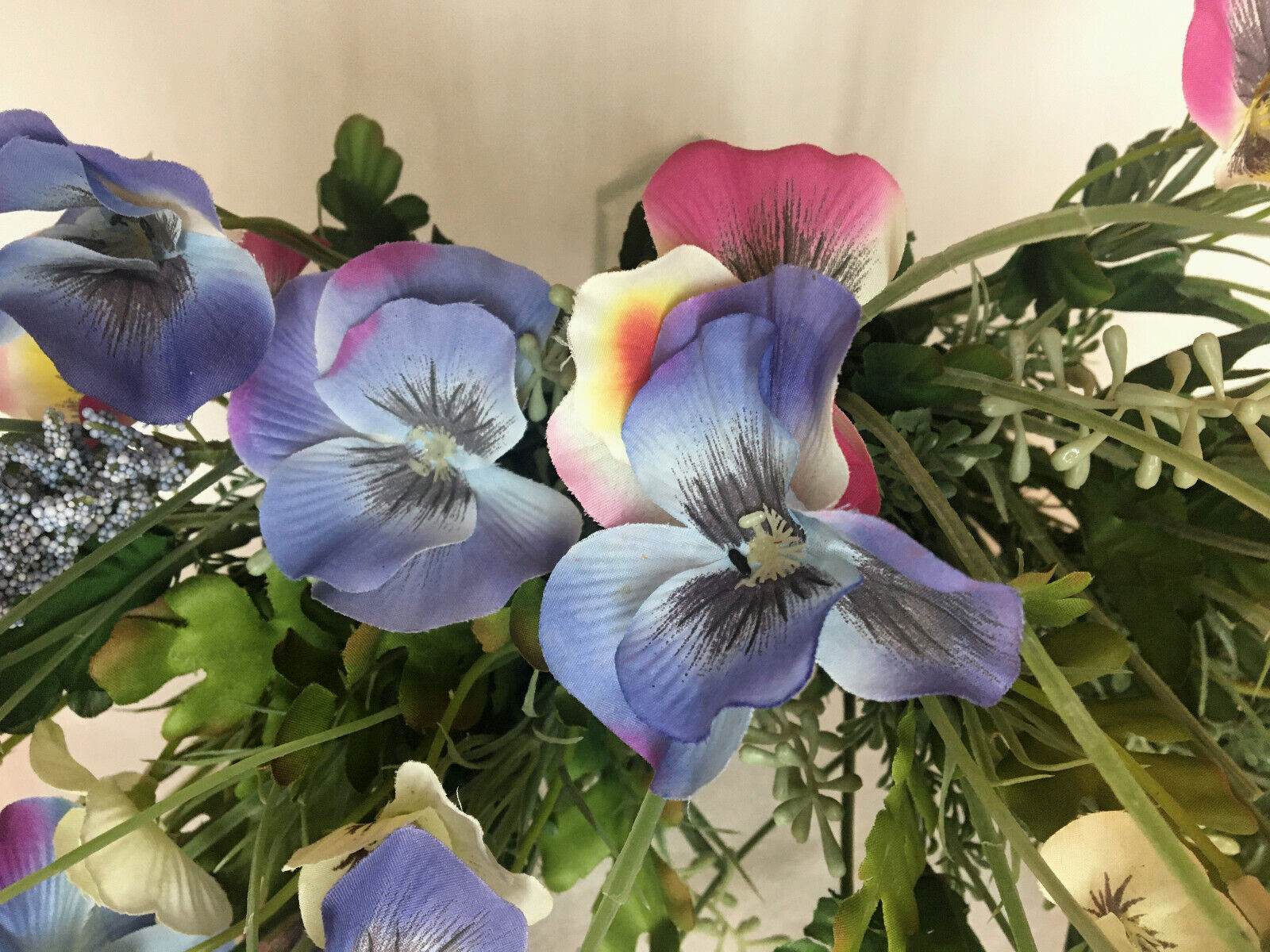 Artificial Flowers Spring Mix Pink White Blue Stems Leaves Lot of 2 Bunches
