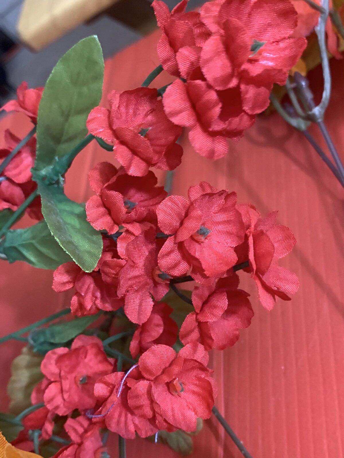 Artificial Flowers Silk Flowers Realistic Flowers (4) Pieces Set – Pre-Owned