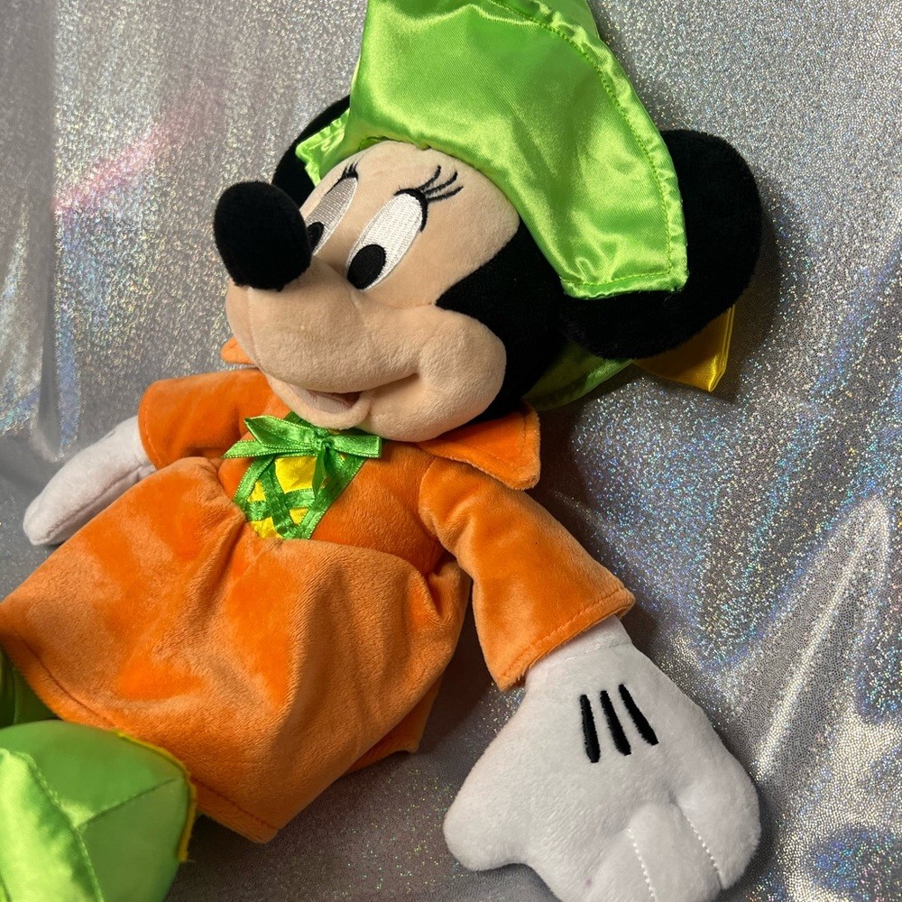 Halloween Minnie Mouse Witch 16″ Collectable Plush Stuffed Toy Disney Store 🎃