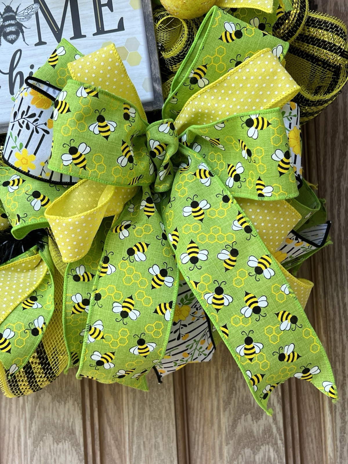 Wreath| Welcome Front Door Wreath| Home decor | Spring Summer Wreath | Gnome Bee