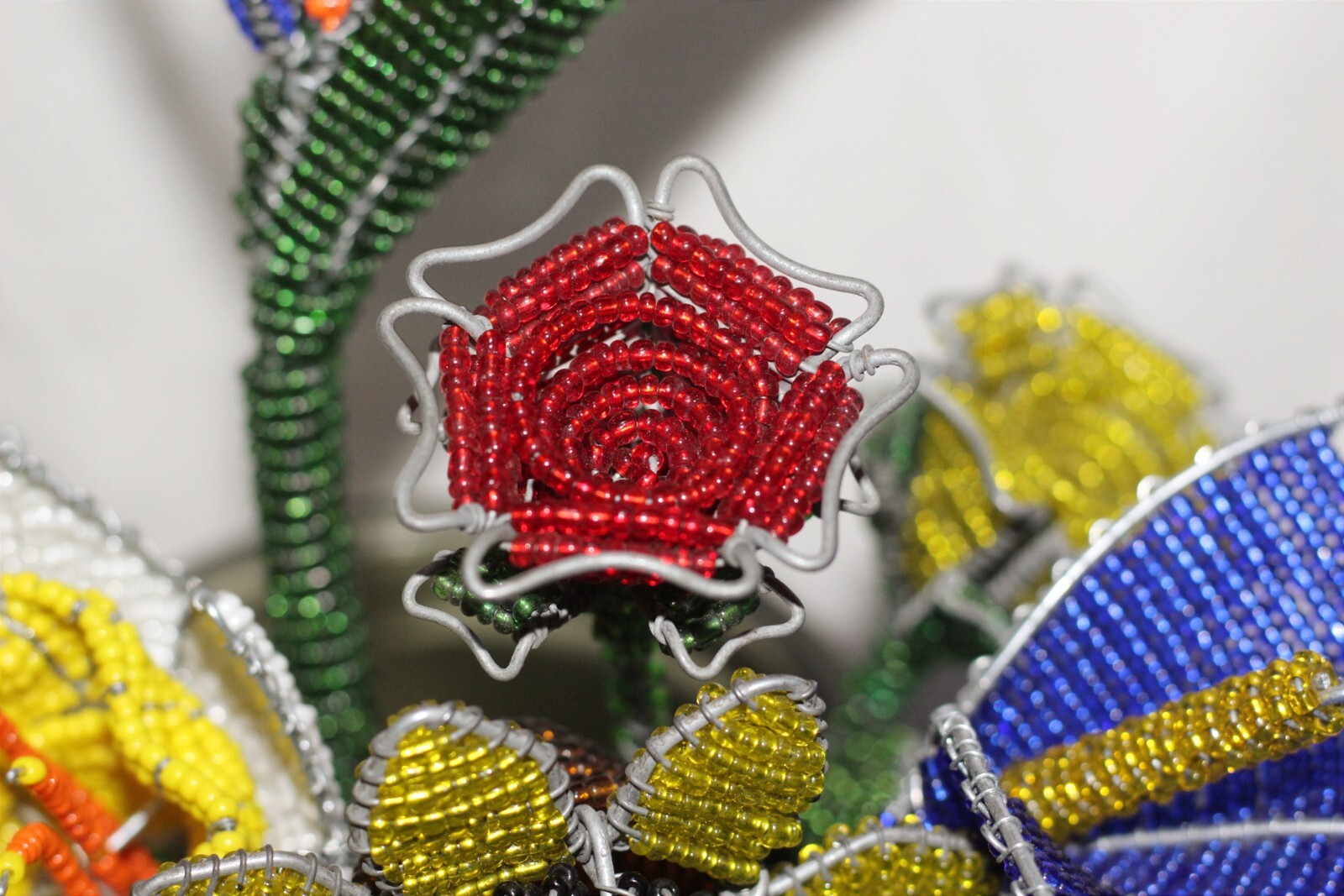 7 Beaded Flowers by Job Guwhe. Roses, Lillies, Sunflower, Daffodil, Strelitzia